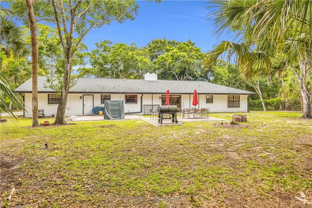1650 44th Avenue, Vero Beach, FL 32966
