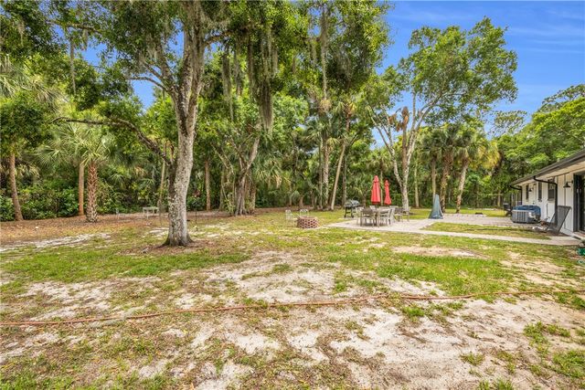 1650 44th Avenue, Vero Beach, FL 32966
