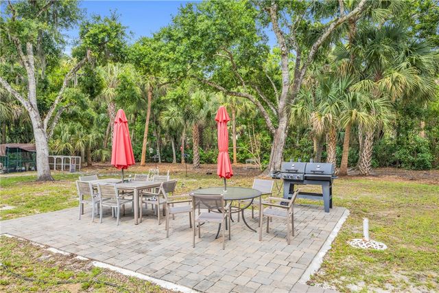 1650 44th Avenue, Vero Beach, FL 32966