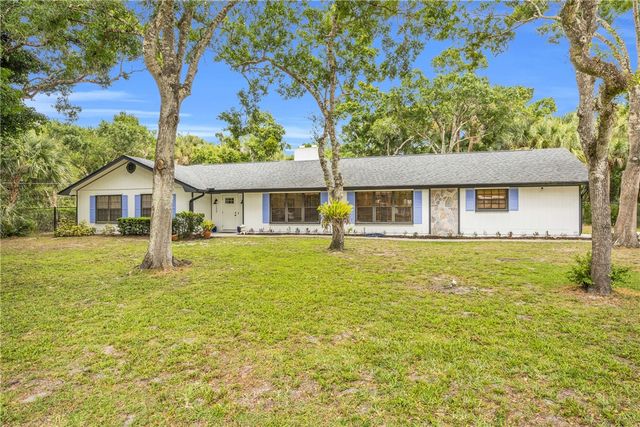 1650 44th Avenue, Vero Beach, FL 32966