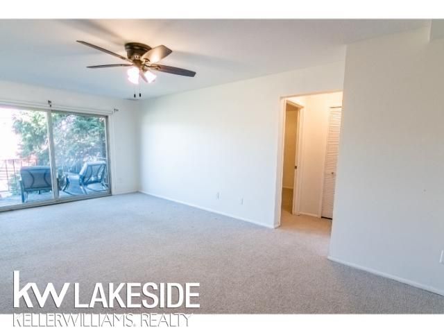 104 Riviera Drive 6, Saint Clair Shores, MI 48080