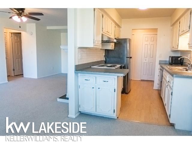 104 Riviera Drive 6, Saint Clair Shores, MI 48080