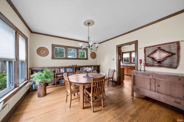 210 Wakewa Avenue, South Bend, IN 46617