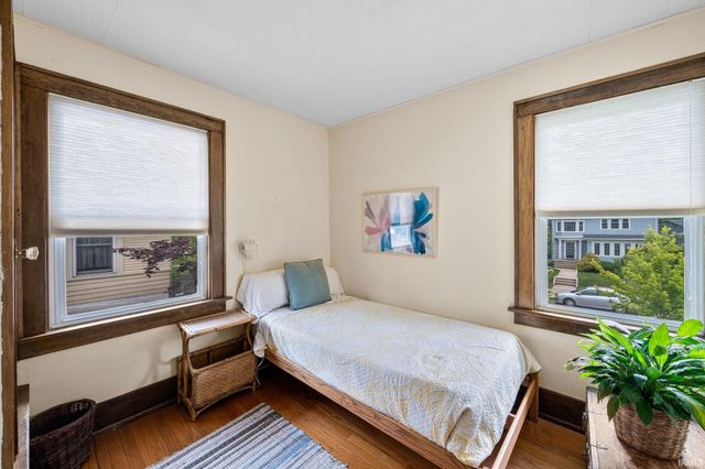 210 Wakewa Avenue, South Bend, IN 46617