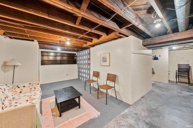 210 Wakewa Avenue, South Bend, IN 46617