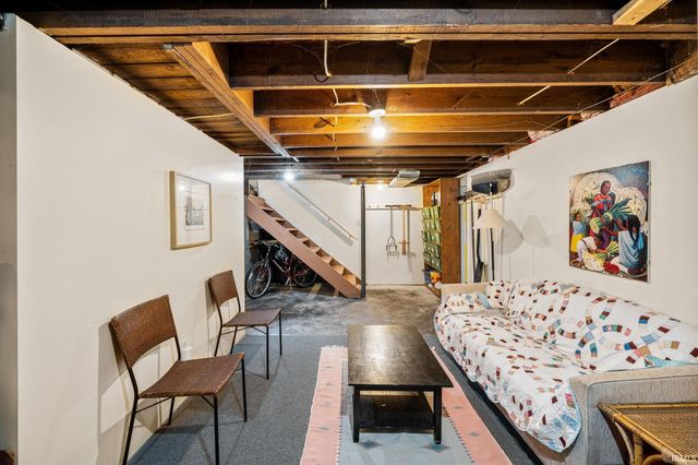 210 Wakewa Avenue, South Bend, IN 46617