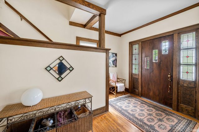 210 Wakewa Avenue, South Bend, IN 46617