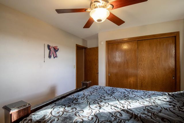 918 Lincoln Avenue, Gaylord, MN 55334