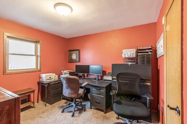 918 Lincoln Avenue, Gaylord, MN 55334