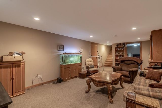 918 Lincoln Avenue, Gaylord, MN 55334