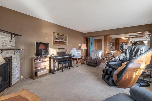 918 Lincoln Avenue, Gaylord, MN 55334