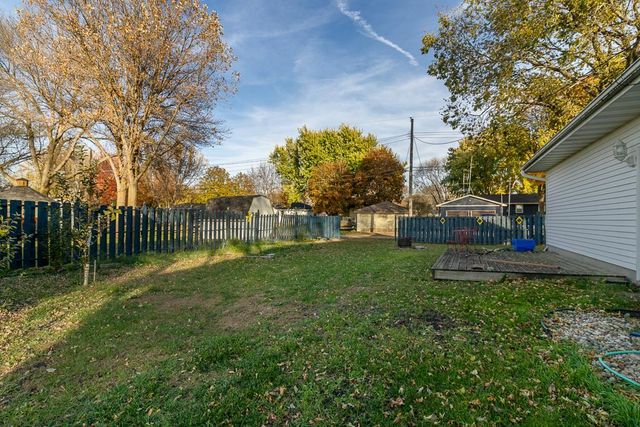 918 Lincoln Avenue, Gaylord, MN 55334