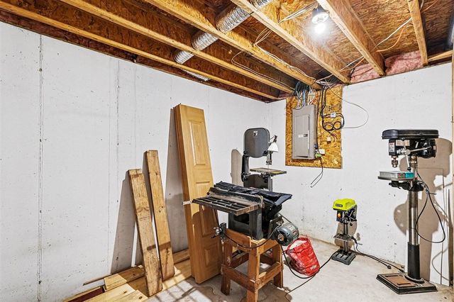 205 Mcconnell Avenue, Muskegon, MI 49445