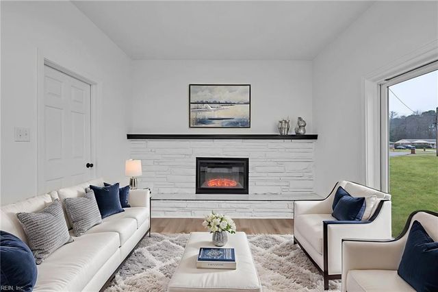 4301 Airline BLVD, Chesapeake, VA 23321