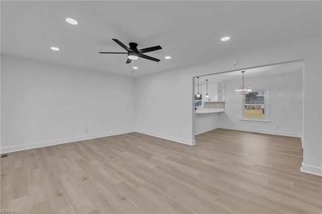 4301 Airline BLVD, Chesapeake, VA 23321