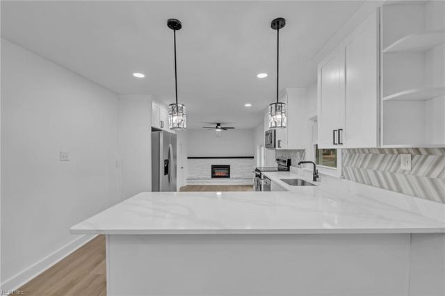 4301 Airline BLVD, Chesapeake, VA 23321