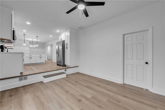 4301 Airline BLVD, Chesapeake, VA 23321