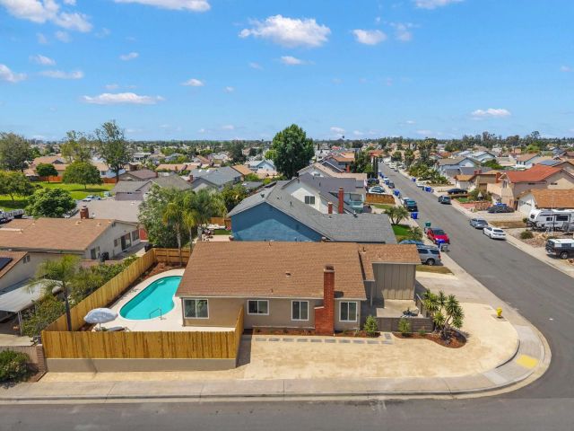 11095 Delphinus Way, San Diego, CA 92126