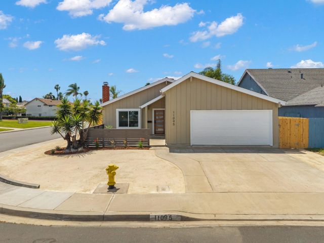 11095 Delphinus Way, San Diego, CA 92126