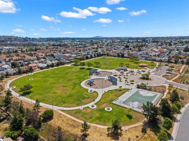 11095 Delphinus Way, San Diego, CA 92126
