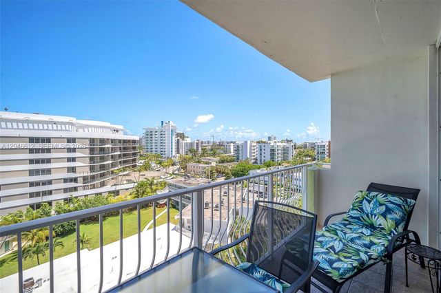 10350 W Bay Harbor Dr 8F, Bay Harbor Islands, FL 33154