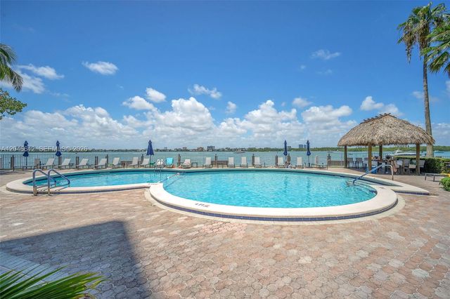 10350 W Bay Harbor Dr 8F, Bay Harbor Islands, FL 33154