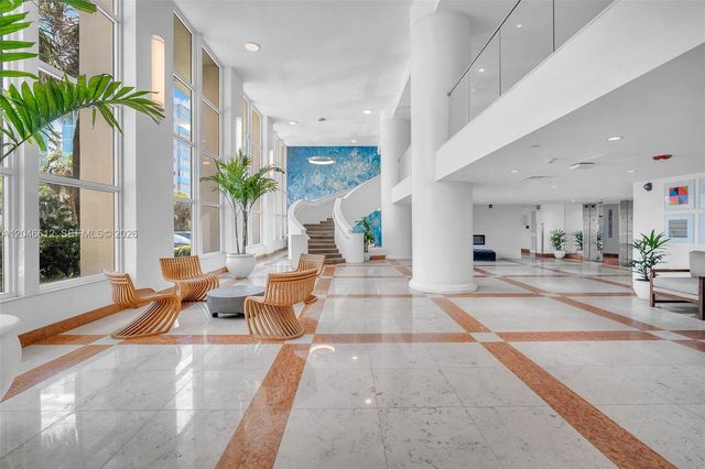 10350 W Bay Harbor Dr 8F, Bay Harbor Islands, FL 33154