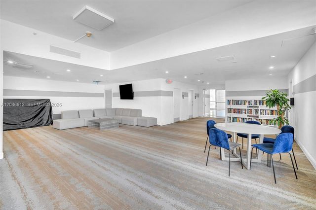 10350 W Bay Harbor Dr 8F, Bay Harbor Islands, FL 33154