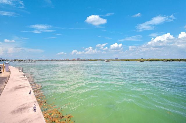 10350 W Bay Harbor Dr 8F, Bay Harbor Islands, FL 33154