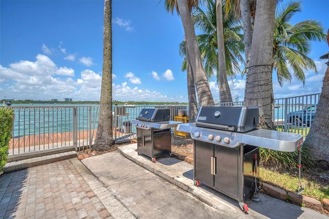 10350 W Bay Harbor Dr 8F, Bay Harbor Islands, FL 33154