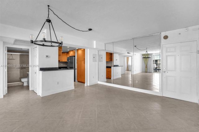 10350 W Bay Harbor Dr 8F, Bay Harbor Islands, FL 33154