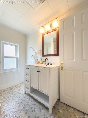 610 Blunk Street, Plymouth, MI 48170