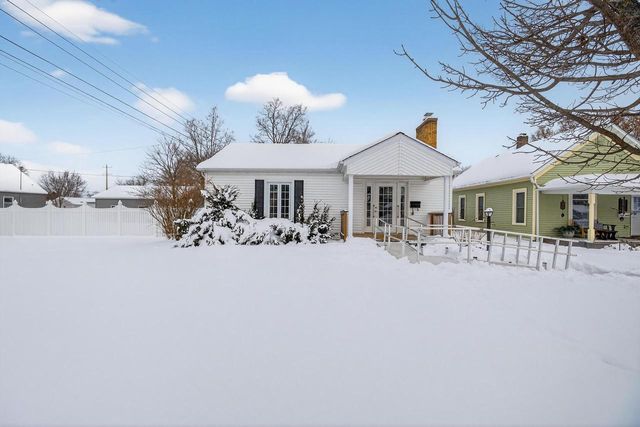 1631 OAK STREET, Wisconsin Rapids, WI 54494