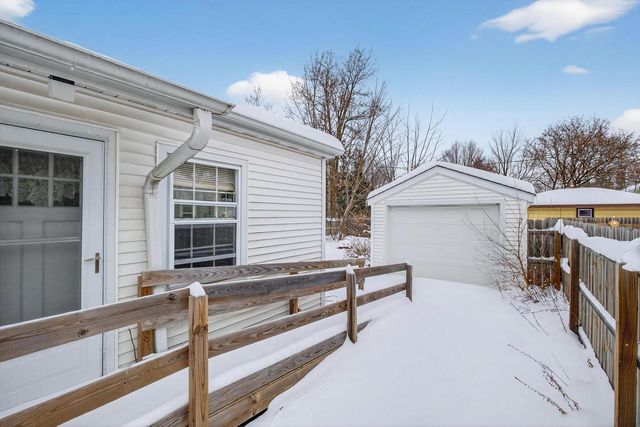 1631 OAK STREET, Wisconsin Rapids, WI 54494