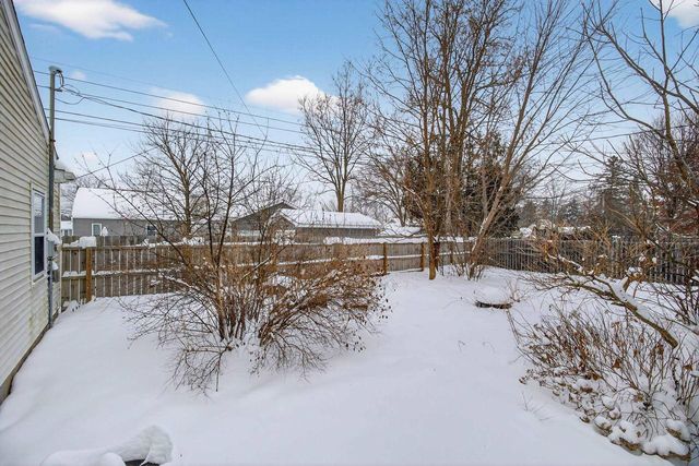 1631 OAK STREET, Wisconsin Rapids, WI 54494