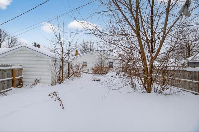 1631 OAK STREET, Wisconsin Rapids, WI 54494