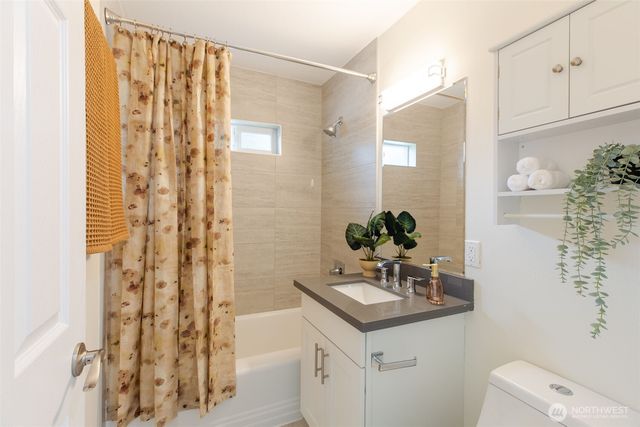 1420 S 129th Street, Burien, WA 98168