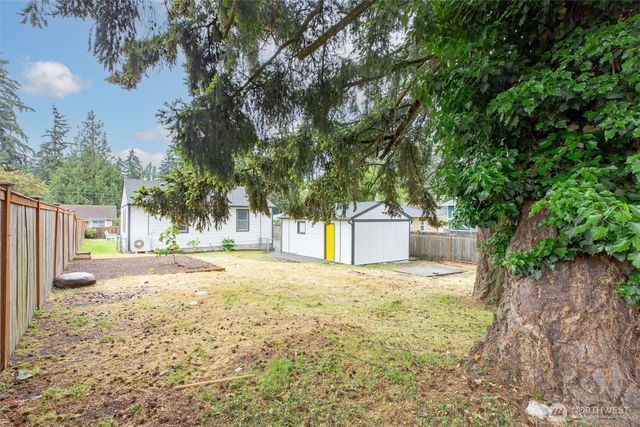 1420 S 129th Street, Burien, WA 98168