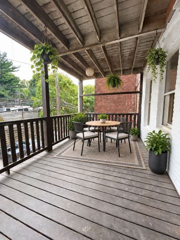 6 Strathmore Rd 2A, Brookline, MA 02445