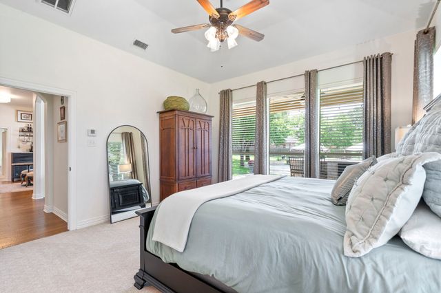 6506 Colonial Drive, Granbury, TX 76049