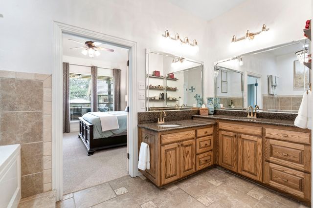 6506 Colonial Drive, Granbury, TX 76049