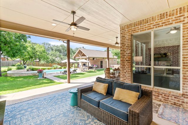 6506 Colonial Drive, Granbury, TX 76049