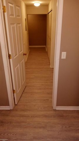 43790 Rushcliffe Drive, Sterling Heights, MI 48313