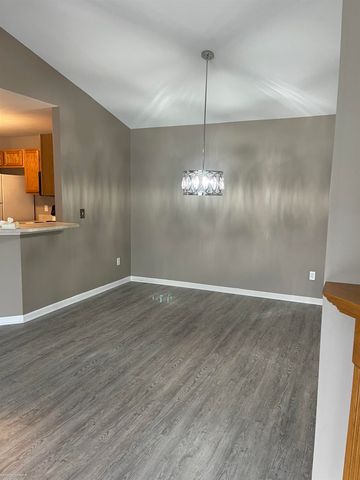 43790 Rushcliffe Drive, Sterling Heights, MI 48313