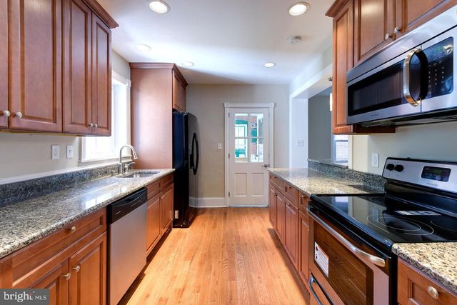 214 HIGHLAND AVE, Downingtown, PA 19335