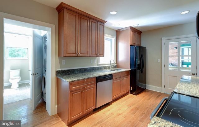214 HIGHLAND AVE, Downingtown, PA 19335