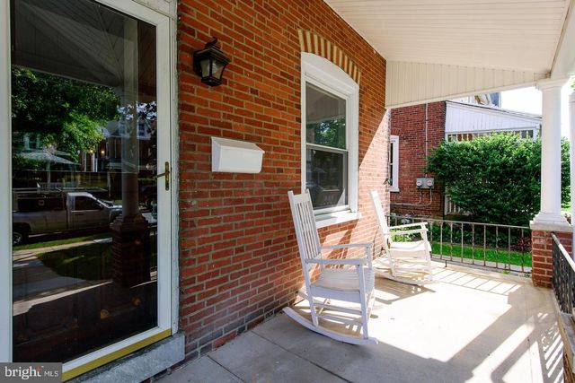 214 HIGHLAND AVE, Downingtown, PA 19335