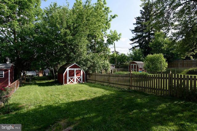 214 HIGHLAND AVE, Downingtown, PA 19335