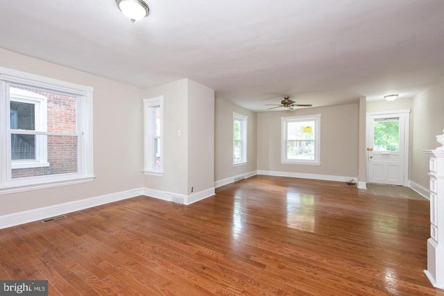 214 HIGHLAND AVE, Downingtown, PA 19335