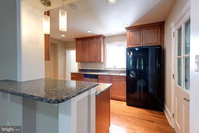 214 HIGHLAND AVE, Downingtown, PA 19335